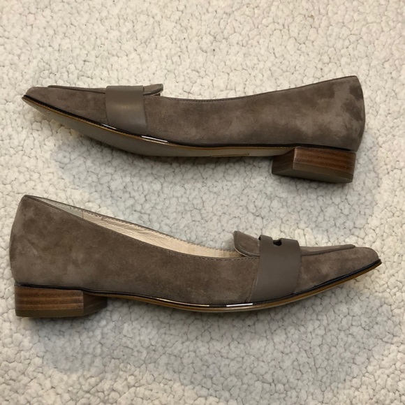 Louise et Cie Lo-Duvalia Pointed Toe Loafers - Picture 11 of 12